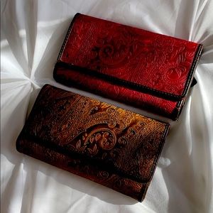 Relic wallets